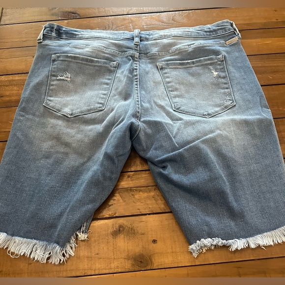 Kancan Jean shorts - Picture 3 of 5